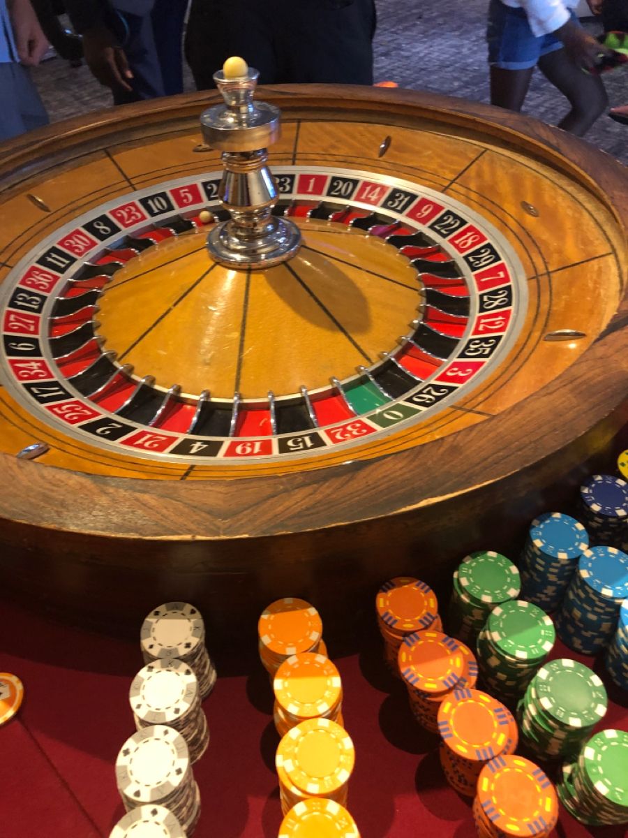TIMI Slots کھلاڑیوں کے لیے لائیو کیسینو سیکشن